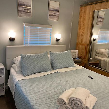 Model Home Near Camp Lejeune With Water View Sneads Ferry Екстериор снимка