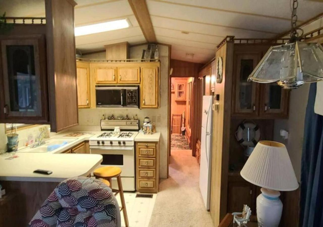 Model Home Near Camp Lejeune With Water View Sneads Ferry Екстериор снимка