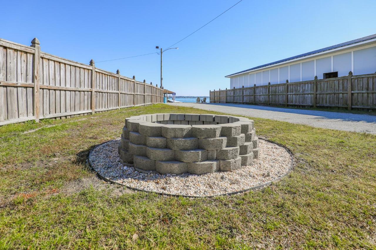 Model Home Near Camp Lejeune With Water View Sneads Ferry Екстериор снимка